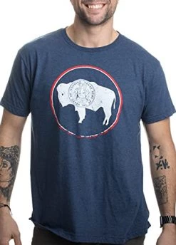 Vintage Wyoming Flag | Crest And Buffalo WY State Pride Men Or Women T-Shirt