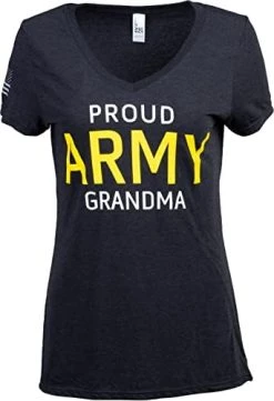 Proud Army Family | Licensed U.S. Military Infantry Armor Artillery Tee Shirt (T-Shirt) For Men Women -T-Shirt Store 41ln XfgywL. AC