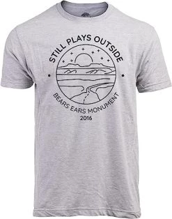 Still Plays Outside Hiking Tee | Funny Hiker Camping Camper Outdoors Men Women Shirt 27 Still Plays Outside Hiking Tee | Funny Hiker Camping Camper Outdoors Men Women Shirt -T-Shirt Store 51rCev P SL. AC