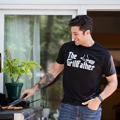 The Grillfather | Funny Dad Grandpa Grilling BBQ Meat Humor T-Shirt Joke For Men -T-Shirt Store 51t3wvs8TnL